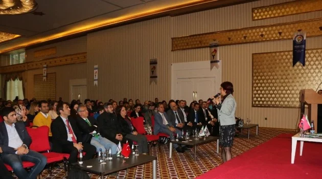 “Başarılı Gelecek İçin Doğru Okul Seçimi” seminerine Diyarbakırlılardan yoğun ilgi