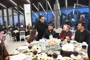 Başkan Dündar'dan şehit aileleri onuruna iftar