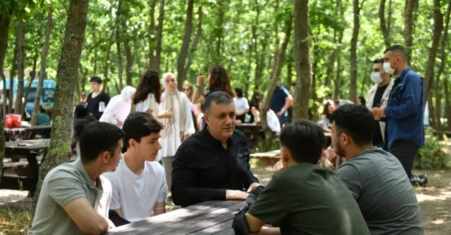 Başkan Bozkurt, öğrencilerle sınav öncesi motivasyon etkinliğinde buluştu