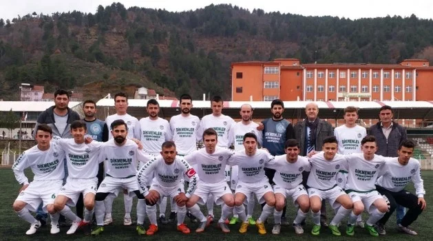 Başkan Süleyman Özkan’dan amatör futbolculara destek