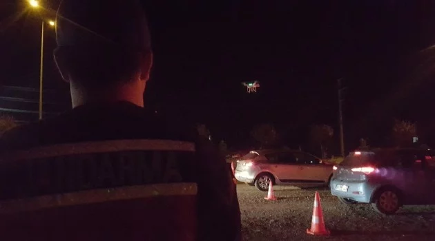 Bayram trafiğinde jandarmadan köpekli, drone’lu uygulama