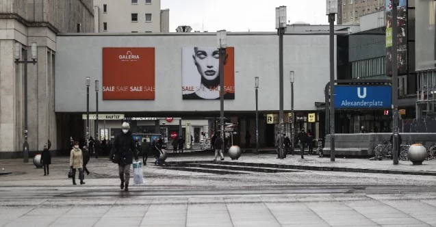Berlin sokaklarında sessizlik devam ediyor