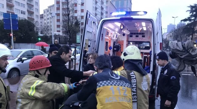 Beşiktaş’ta otobüs, otomobile çarptı: 1 yaralı