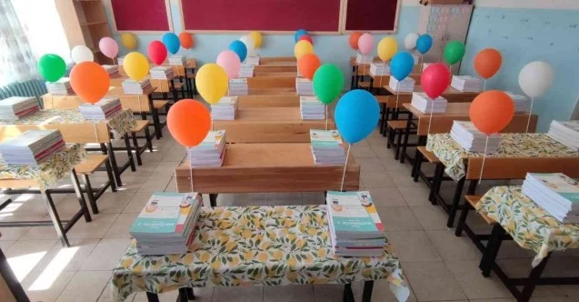 Bingöl’de balonlarla süslenen sınıflar eğitim ve öğretime hazır