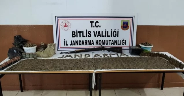Bitlis’te teröristlere ait silah, kına ve ağda ele geçirildi