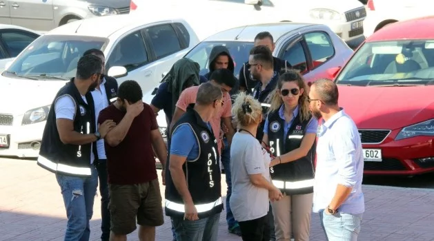 Bodrum’da göçmen kaçakçılarına operasyon