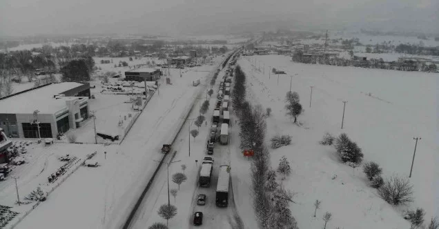Bolu’da, D100 Karayolu Ankara yönü ulaşıma kapandı