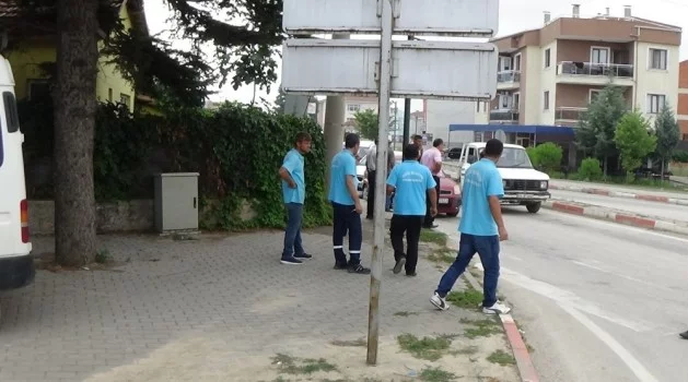 Bursa'da boş atları toplayan görevlilere bıçaklı saldırı