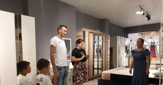Bulgar vatandaşlar, mobilya ihtiyacını da Edirne’den karşılıyor