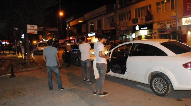 Bursa'da araçlar didik didik arandı