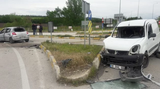 Bursa'da feci ölüm! Sürücü camdan fırlayarak hayatını kaybetti
