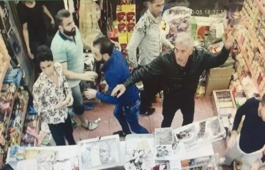Bursa'da veresiye satış yapmayan market işletmecisi ve kardeşini darp ettiler