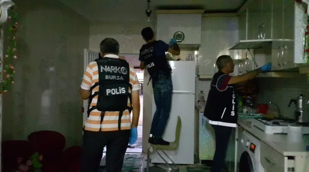 Bursa'da zehir tacirlerine operasyon: 4 gözaltı