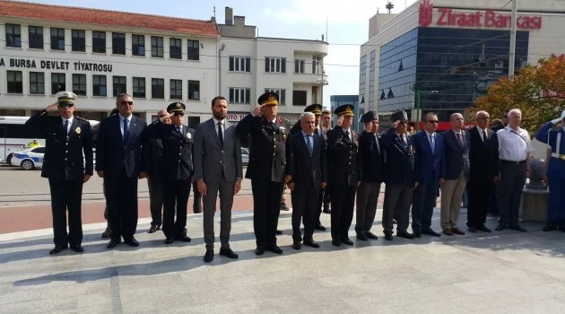 Bursa İl Jandarma Komutanlığı çelenk töreninde bir araya geldi