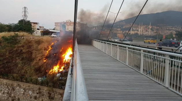 Bursa köprü alev alev yandı