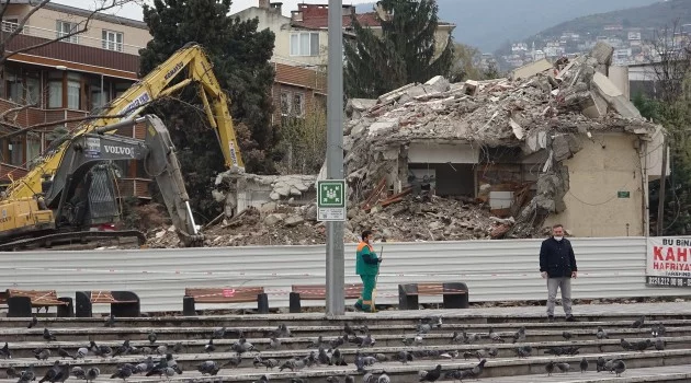 Bursa Müftülüğünün 45 yıllık binası yıkıldı