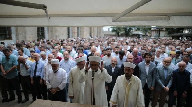 Bursa Ulucamii’nde Mursi için gıyabî cenaze namazı kılındı