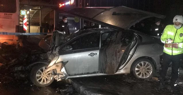 Bursa’da önce işçi servisine ardından durağa girdi:1 ölü, 4 yaralı