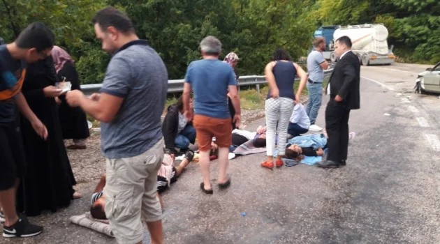 Bursa’da kazada can pazarı: Yaralılar var