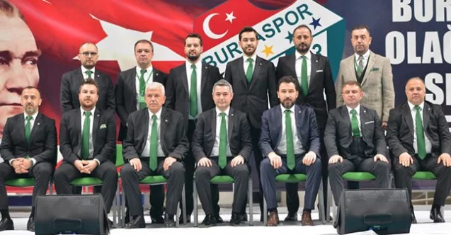 Bursaspor'da üç yönetici görevinden ayrıldı