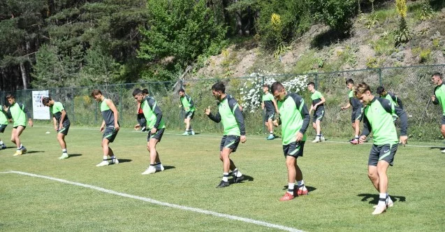 Bursaspor yeni sezona ağır antrenmanlarla hazırlanıyor