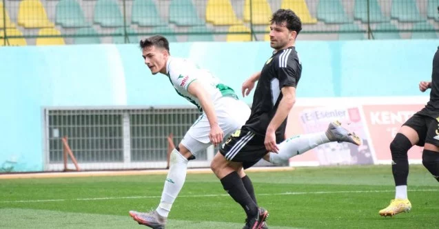 Bursaspor’un genç futbolcusu üç hafta sahalardan uzak