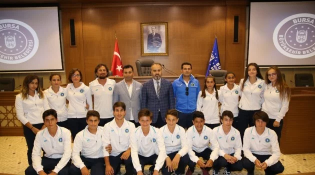 Büyükşehir’in şampiyon sporcuları