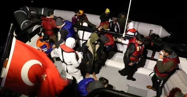 Çanakkale açıklarında 44 düzensiz göçmen kurtarıldı