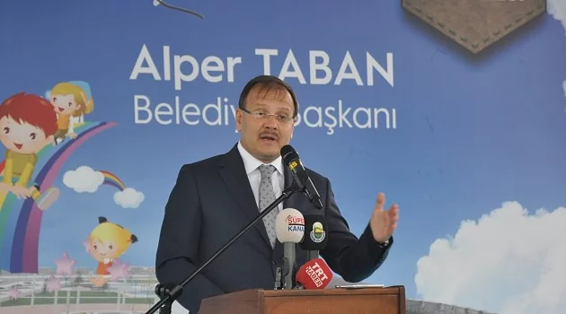 Çavuşoğlu: “24 Haziran’dan sonra Türkiye için yepyeni pencereler açılacak”