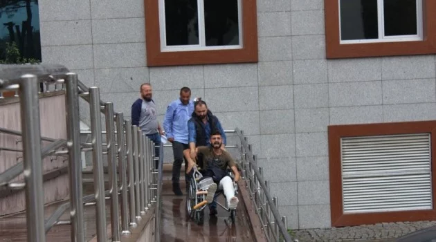 Bursa'da zehir taciri cezaevine tekerlekli sandalyeyle götürüldü