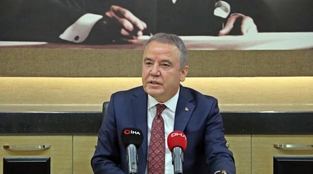 CHP’li belediye başkanı istifa iddialarına sert çıktı