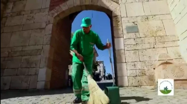 Bursa'da çöpçülerden oluşan koro mest ediyor