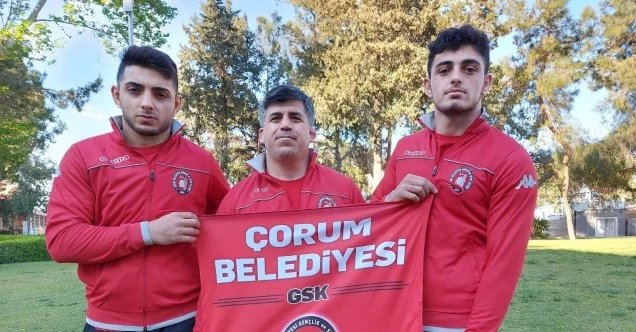 Çorumlu güreşçiler Türkiye 3. oldu