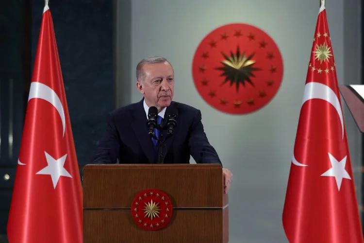 Cumhurbaşkanı Erdoğan açıkladı: Bayram tatili 9 güne çıkarıldı
