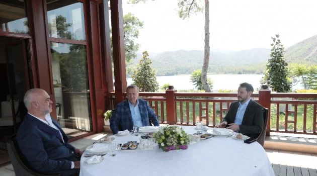 Cumhurbaşkanı Erdoğan, Arnavutluk Başbakanı  Rama’yı kabul etti