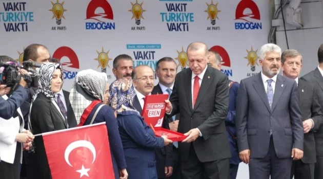 Cumhurbaşkanı Erdoğan: “100 bin gencimize müjdemiz var”