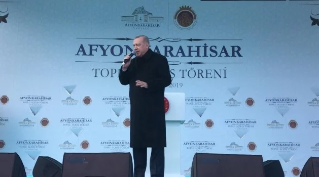 Cumhurbaşkanı Erdoğan: "Kazandığımız davaları Mehmetçik Vakfına hibe edeceğiz"