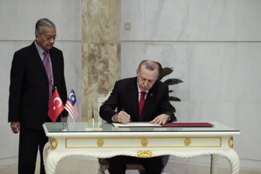 Cumhurbaşkanı Erdoğan, Malezya Başbakanı ile görüştü
