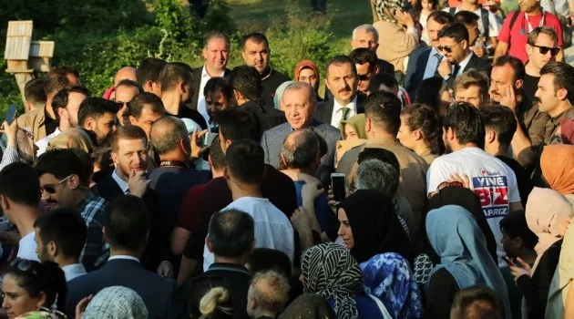 Cumhurbaşkanı Erdoğan Nakkaştepe Millet Bahçesi’ni gezdi