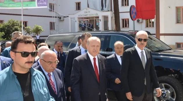 Cumhurbaşkanı Erdoğan: "NATO’daki stratejik ortağınızı, bir papaza değişiyorsunuz"