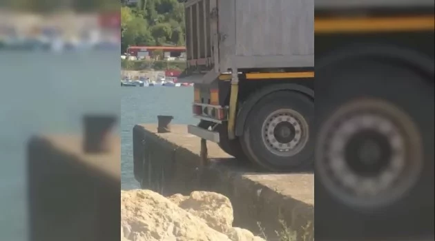 Denize atık boşaltılan kamyonun firmasına 18 bin lira ceza