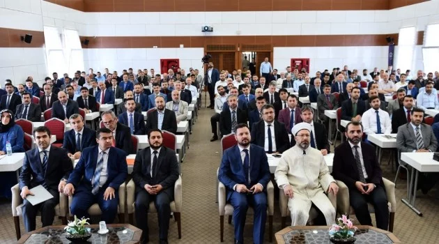 Diyanet İşleri Başkanı Prof. Dr. Ali Erbaş yurt dışında görev yapacak din görevlilerine hitap etti