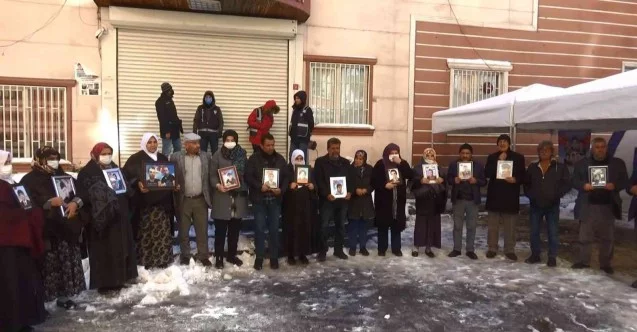 Diyarbakır’da dondurucu soğukta evlat nöbeti