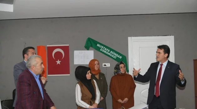 Dündar'dan, AK Parti Osmangazi SKM’ye ziyaret