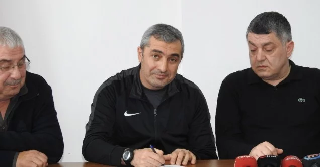Düzcespor Teknik Direktörü Mustafa Sarıgül istifa etti