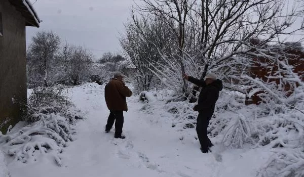Edirne'de kar yağışı başladı....