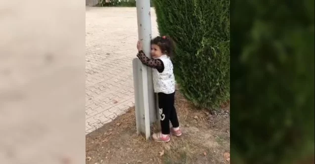 Elazığ’da 2,5 yaşındaki Mila’nın duygulandıran bayrak sevgisi