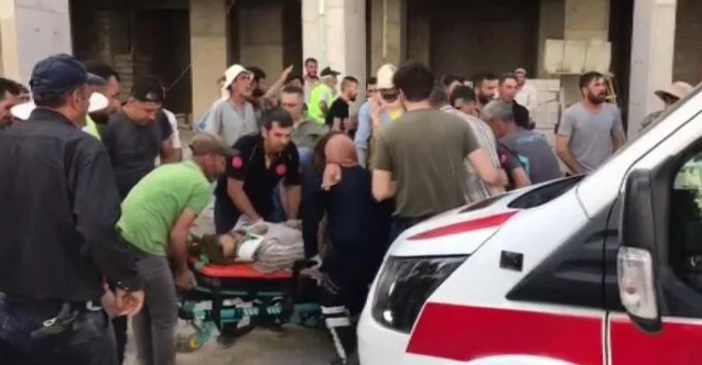 Elazığ’da inşattan düşen işçi hayatını kaybetti, çalışanlar sağlık ekiplerine saldırdı