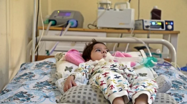 Elektrik kesintisi, SMA hastası 1,5 yaşındaki Uğur ve ailesi için kabus oldu