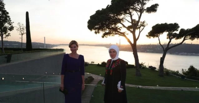 Emine Erdoğan, Ukrayna Devlet Başkanı’nın eşine Dolmabahçe Sarayı’nı gezdirdi